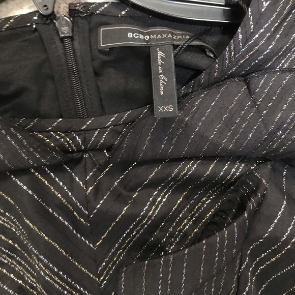 New BCBG Formal Ruffle Metallic Dress - Picture 7 of 8